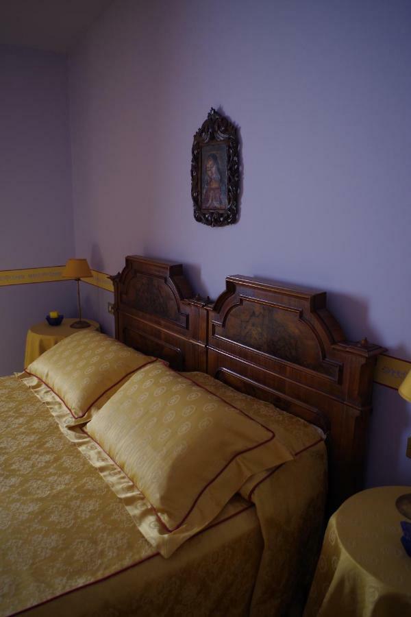 Bed And Breakfast Marinucci'S House Bevagna Exterior foto