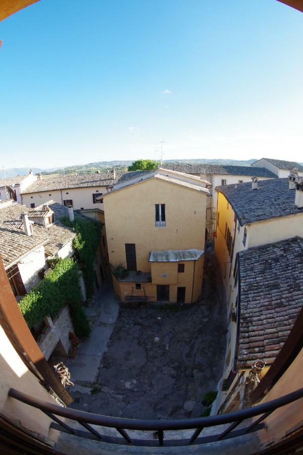 Bed And Breakfast Marinucci'S House Bevagna Exterior foto